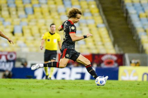 Com David Luiz e Rodrigo Caio juntos por 90 minutos pela primeira vez, Flamengo domina ataque do Atlético