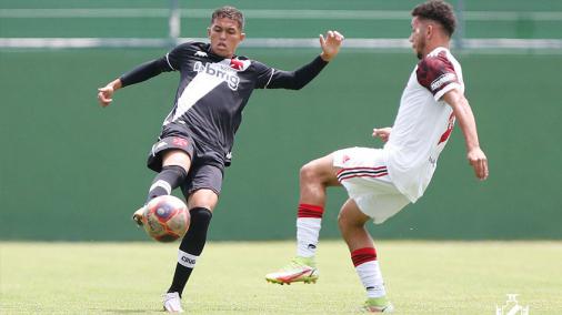 Sub-17: Vasco e Flamengo empatam em 0 a 0 pela semifinal do Carioca