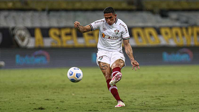 Herói da Ponte, Danilo Barcelos comenta esforço em campo: 'Consegui dar o  meu melhor' - Lance!