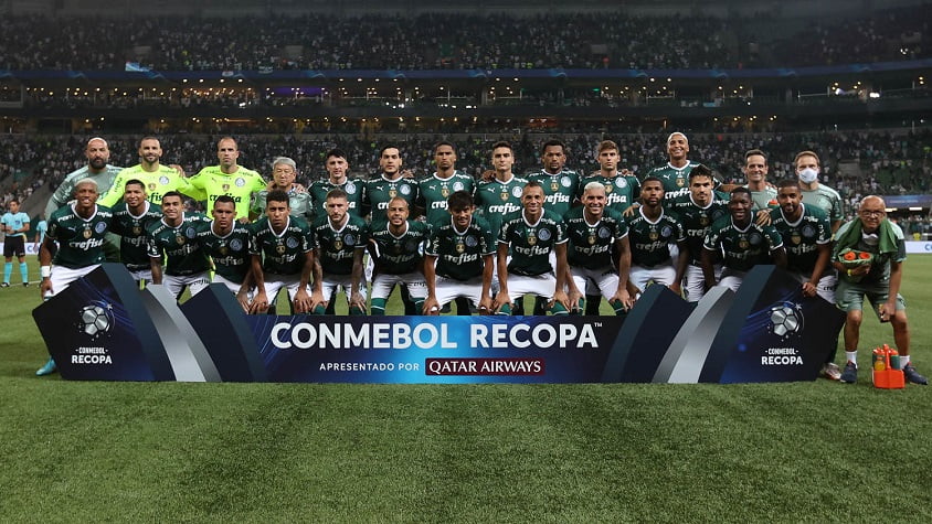 Campeão brasileiro de 2023, Palmeiras fatura mais de R$ 653 milhões com  premiações na era Abel Ferreira - Máquina do Esporte