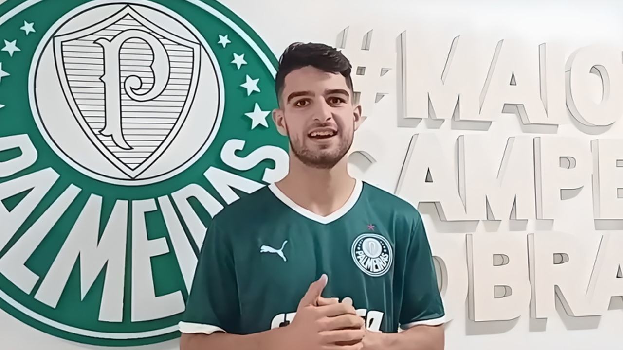 Oito jogadores do Palmeiras foram procurados nesta janela de transferências