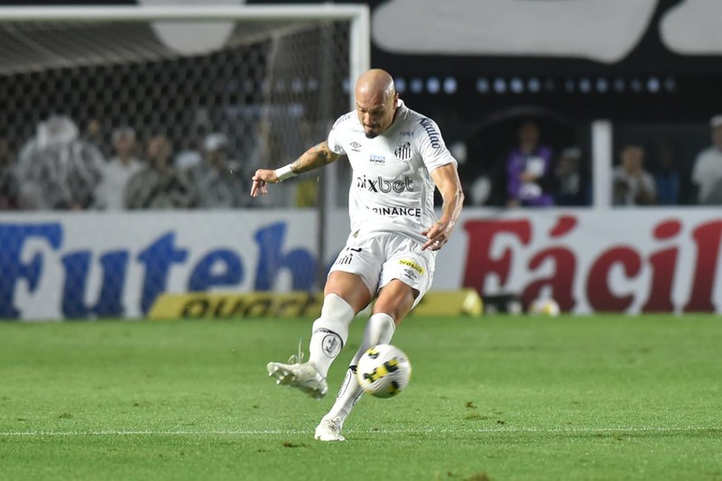 Atuações do Santos: time tem noite pouco inspirada contra o Goiás