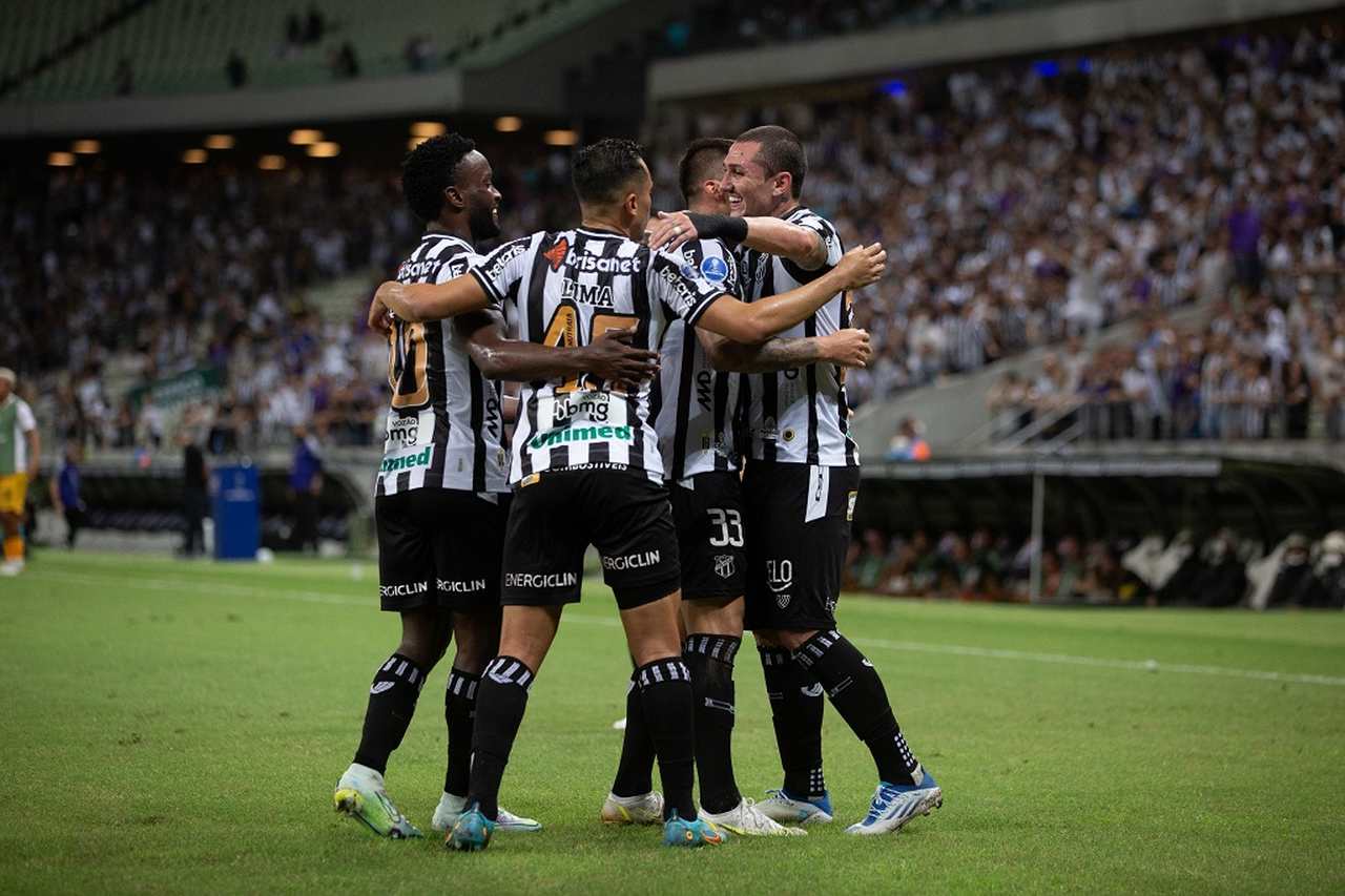 Você lembra a posição dos times brasileiros no Mundial de Clubes? Faça o  quiz! - 03/02/2021 - UOL Esporte