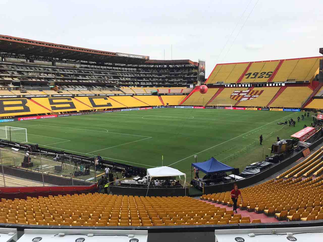 Conheça o Estádio Libertadores de América, palco de River Plate x Athletico  –