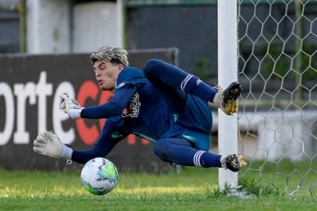 Júlio César afirma: 'Não me considero o melhor goleiro da história do  Flamengo