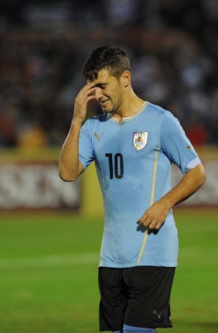 Convocado no Uruguai, Arrascaeta pode perder dois jogos ...
