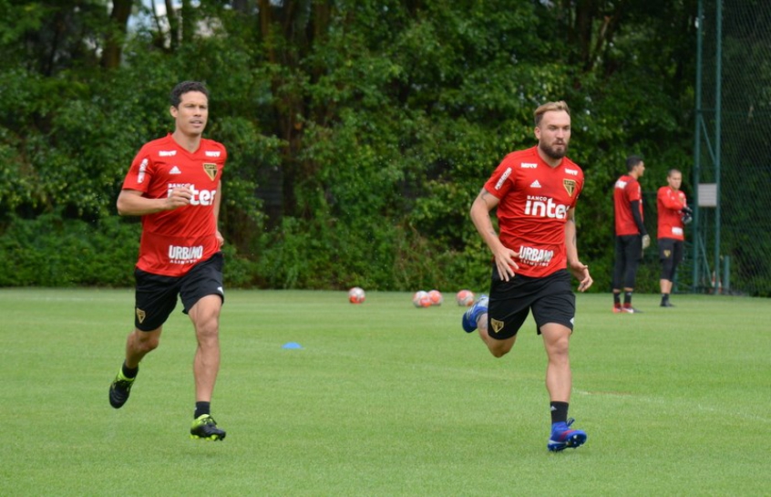 Hernanes e Willian Farias