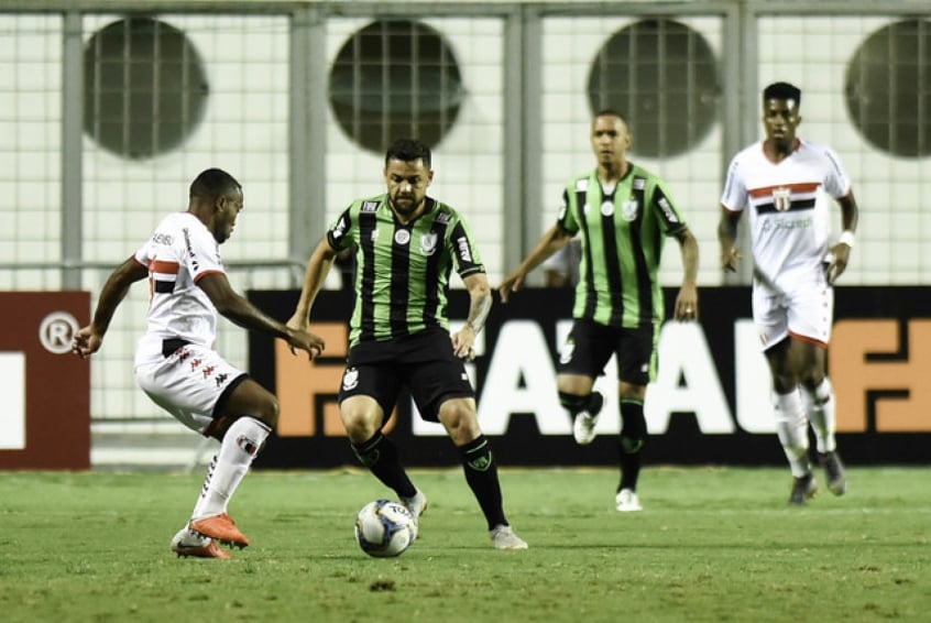 Botafogo Sp Vence O America Mg No Dia Do Aniversario Do Coelho Lance