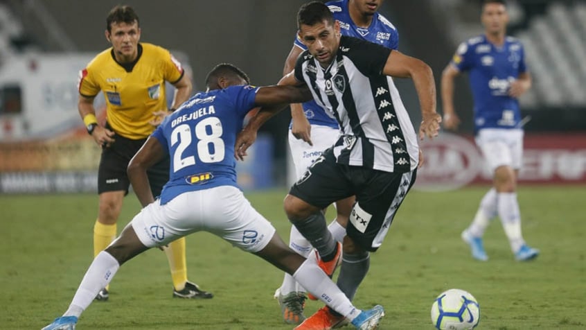 Botafogo X Cruzeiro: Prováveis Times, Onde Assistir, Desfalques E ...