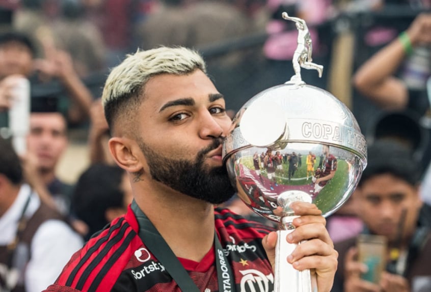 Gabigol repete feito histórico de Riquelme na Libertadores ...