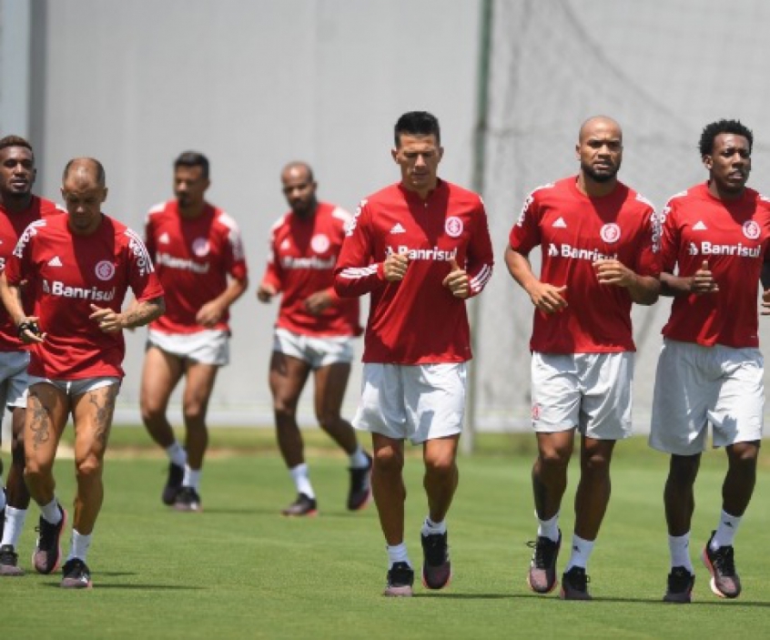 Internacional Fecha Preparacao Para Encarar O Ypiranga Rs Lance