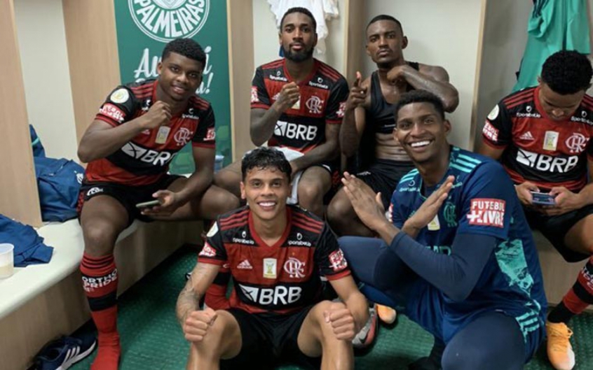 Garotos do Ninho revigoram o astral do Flamengo; saiba mais sobre os  destaques de atuação heroica