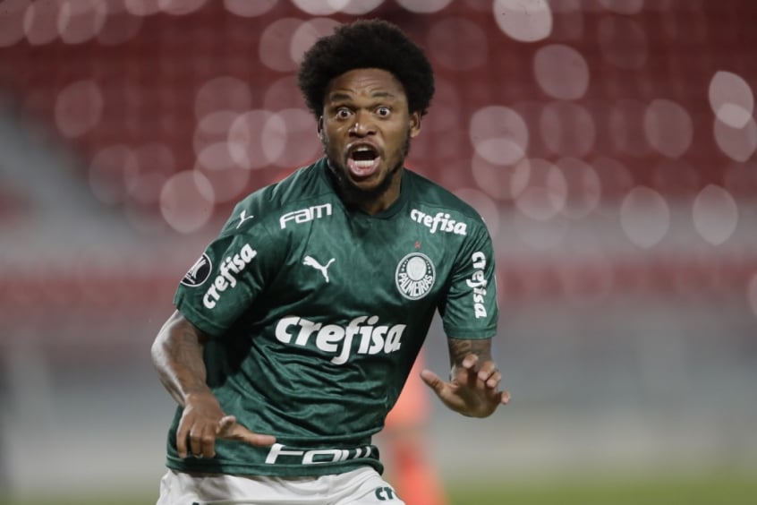 Luiz Adriano se torna o maior artilheiro do Palmeiras ...