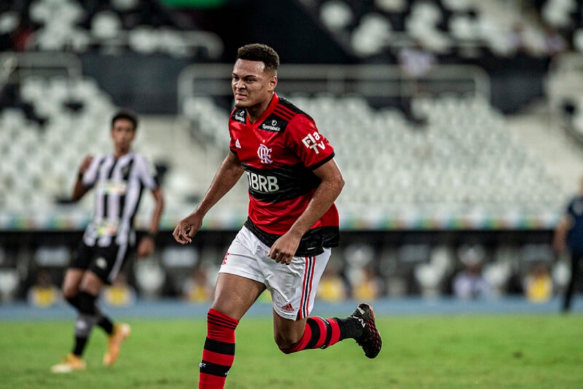 Muniz Pode Acabar Com Jejum De Artilheiros Formados Na Base Do Flamengo Lance