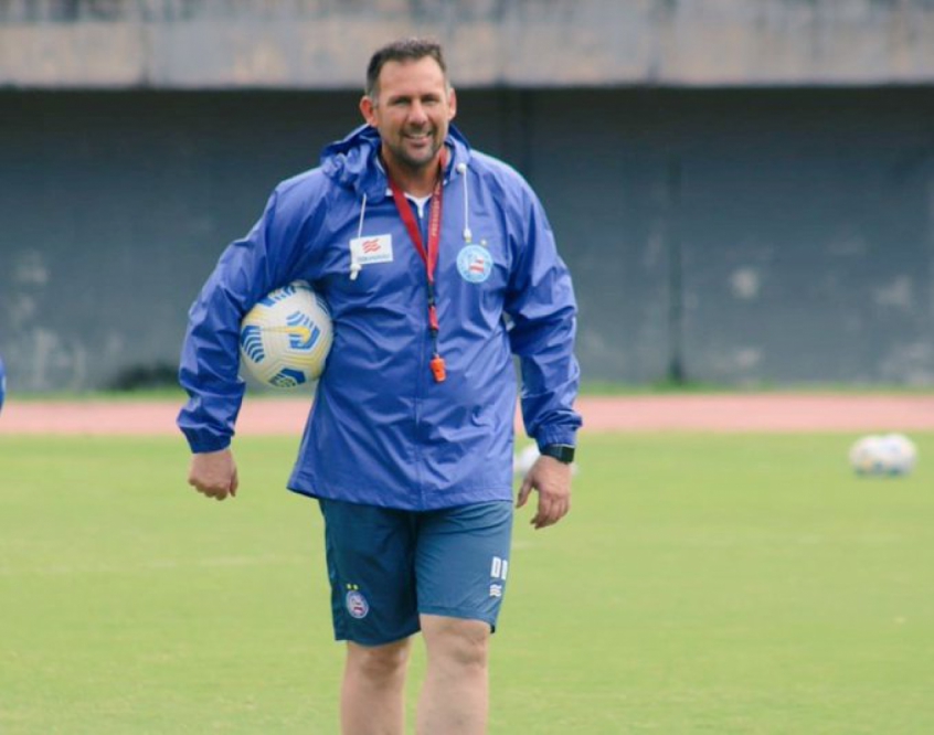 Novo Tecnico Do Bahia Faz Ultimo Trabalho Pensando Em Jogo Contra O Fluminense Lance