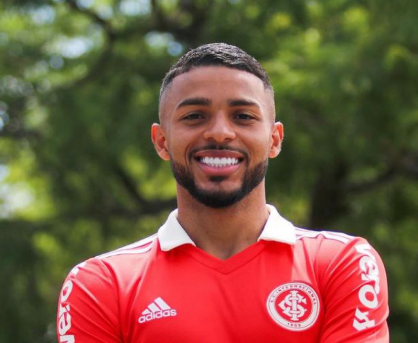 Wanderson é Apresentado Como Reforço Do Internacional | LANCE!