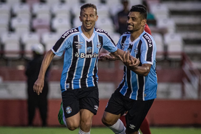 Renato Gaúcho manda recado após acesso do Grêmio: 'Chega de amadores' |  LANCE!