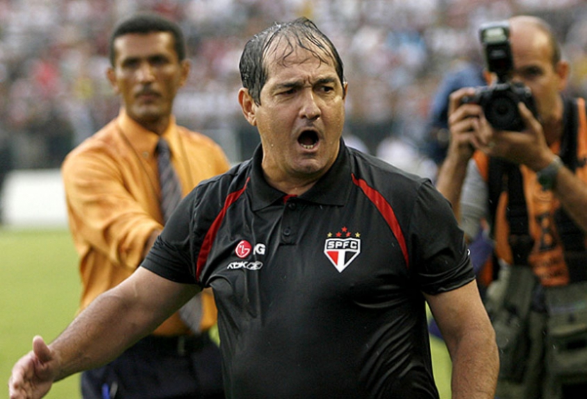 Muricy Ramalho - comandando título brasileiro no São Paulo em 2008