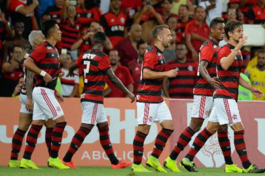 Vooroordeel Zakenman essay Valores pagos ao Flamengo no contrato com a Adidas aumentam | LANCE!