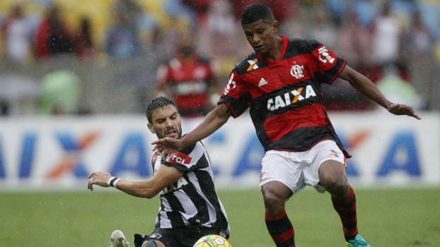 Flamengo X Botafogo Relembre Os últimos Clássicos E Vote Nos Duelos Lance 3499