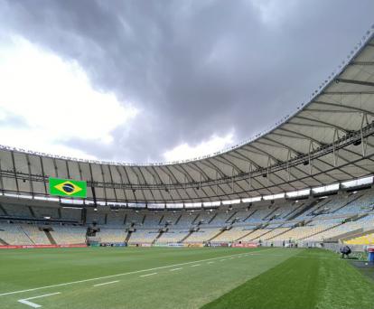 Fluminense e Flamengo formalizam parceria para disputa da licitação do Maracanã