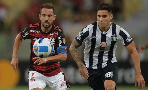 Comandado por Everton Ribeiro, Flamengo vence o Talleres (ARG) e segue invicto na Libertadores