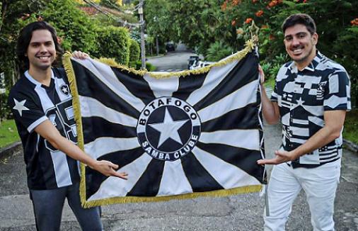 É Carnaval! Saiba quais as escolas de samba do Rio ligadas aos quatro grandes clubes do Estado