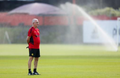 Na caça aos líderes, Flamengo busca feito inédito no Brasileirão para consolidar momento de Dorival