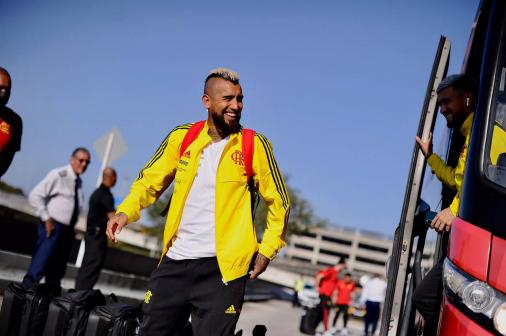 Em primeira de três conexões Rio-SP, Flamengo embarca para pegar o Corinthians pela Libertadores