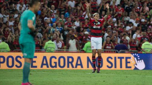 Lateral em pauta: Flamengo negocia com Ayrton Lucas, ex-Fluminense