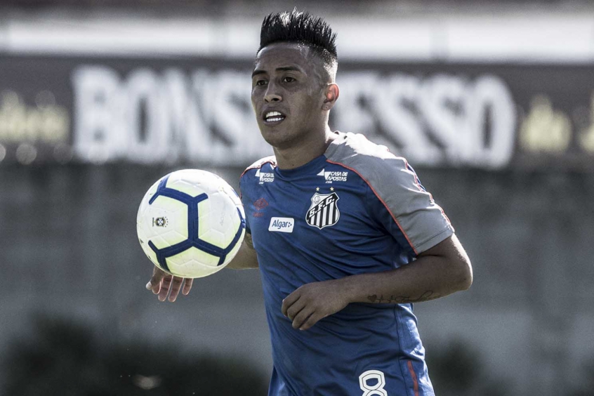 Cueva chegou ao Santos em 2019 e foi uma decepção. Pedido por Jorge Sampaoli, ele mal atuou e ainda se envolveu em polêmicas extracampo. No contrato, ele ficou emprestado no ano passado vindo do Krasnodar e, a partir de 2020, pagará R$ 26 milhões em quatro parcelas. 