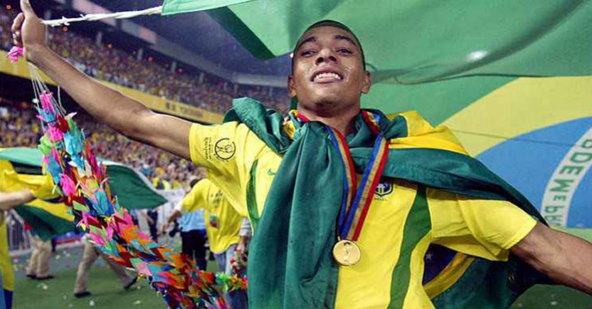 Gilberto Silva teve como último clube foi o Atlético-MG, em 2013, mas anunciou aposentadoria apenas em 2015. Em 2016 foi diretor do Panathinaikos, da Grécia.