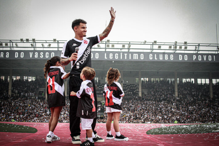 Vasco:  Philippe Coutinho (Meia) e Emerson Rodríguez (Ponta).