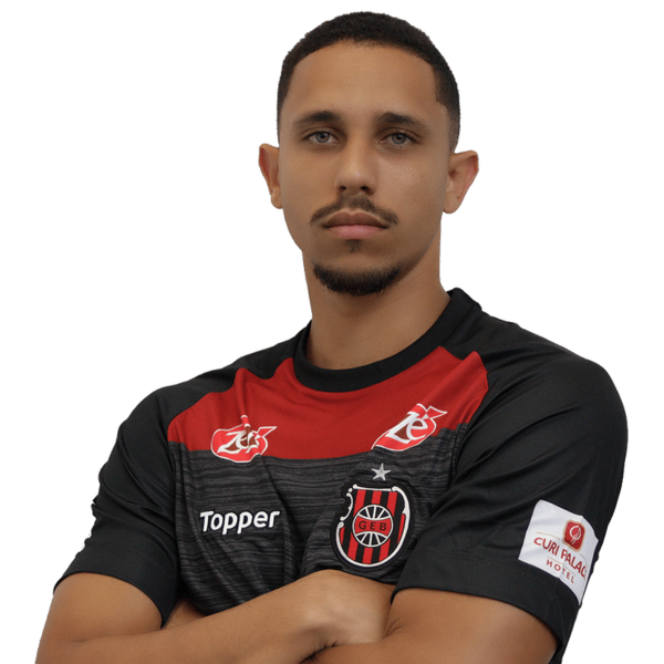 Ricardo Luz, lateral-direito, 24 anos. Tem passagens por Vila Nova, Atlético-GO (base) e Brasil de Pelotas.