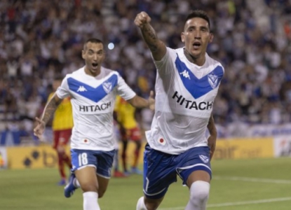 MORNO: Apesar de viver um bom momento dentro do Vélez, Centurión não escondeu a vontade de voltar ao Racing, clube o qual é dono dos seus direitos federativos: “Se digo que não sonho em voltar estaria mentindo."