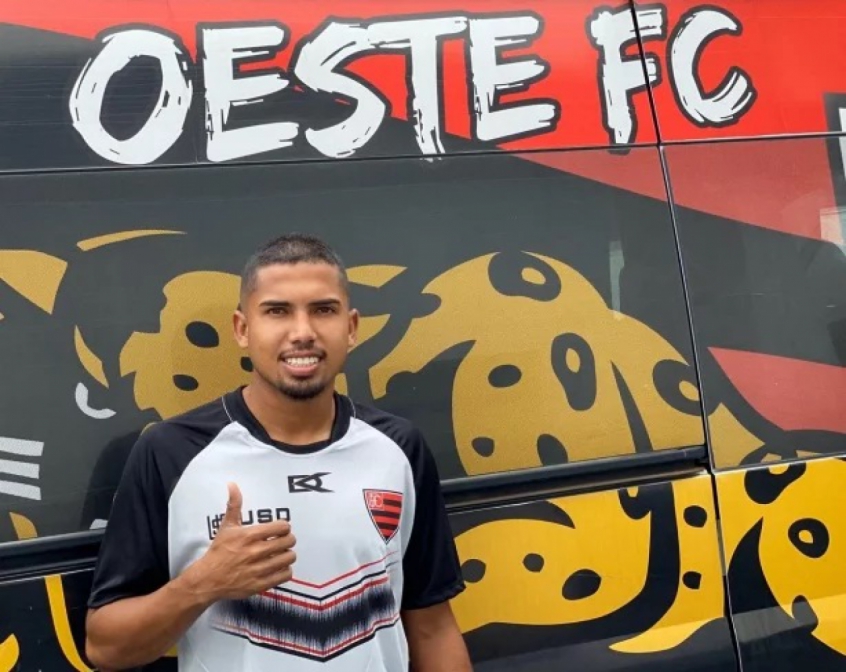 MORNO - Emprestado pelo Corinthians ao Oeste, o lateral-esquerdo Rael vive uma indefinição durante a paralisação do futebol mundial na luta contra o Covid-19. O jogador tem contrato com o clube do Parque São Jorge até o dia 1º de abril e ainda não sabe se renovará seu vínculo.com o Timão. 