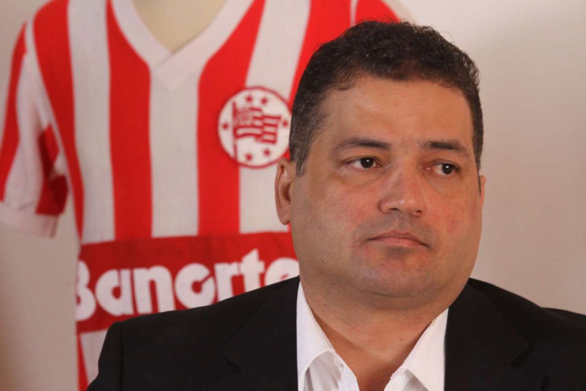 Na Série B do Brasileirão, o Náutico ganhou uma baixa importante nas finanças do clube: os patrocinadores. Em conversa com o Diário de Pernambuco, o presidente do Timbu Edno Melo afirmou que os anunciantes só irão efetuar o pagamento assim que os jogos forem retomados.