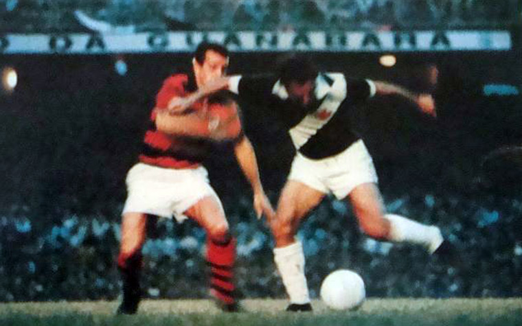 Flamengo 2 x 1 Vasco, em 1º de maio de 1968, rodada dupla pelo Campeonato Carioca - público de 155.098