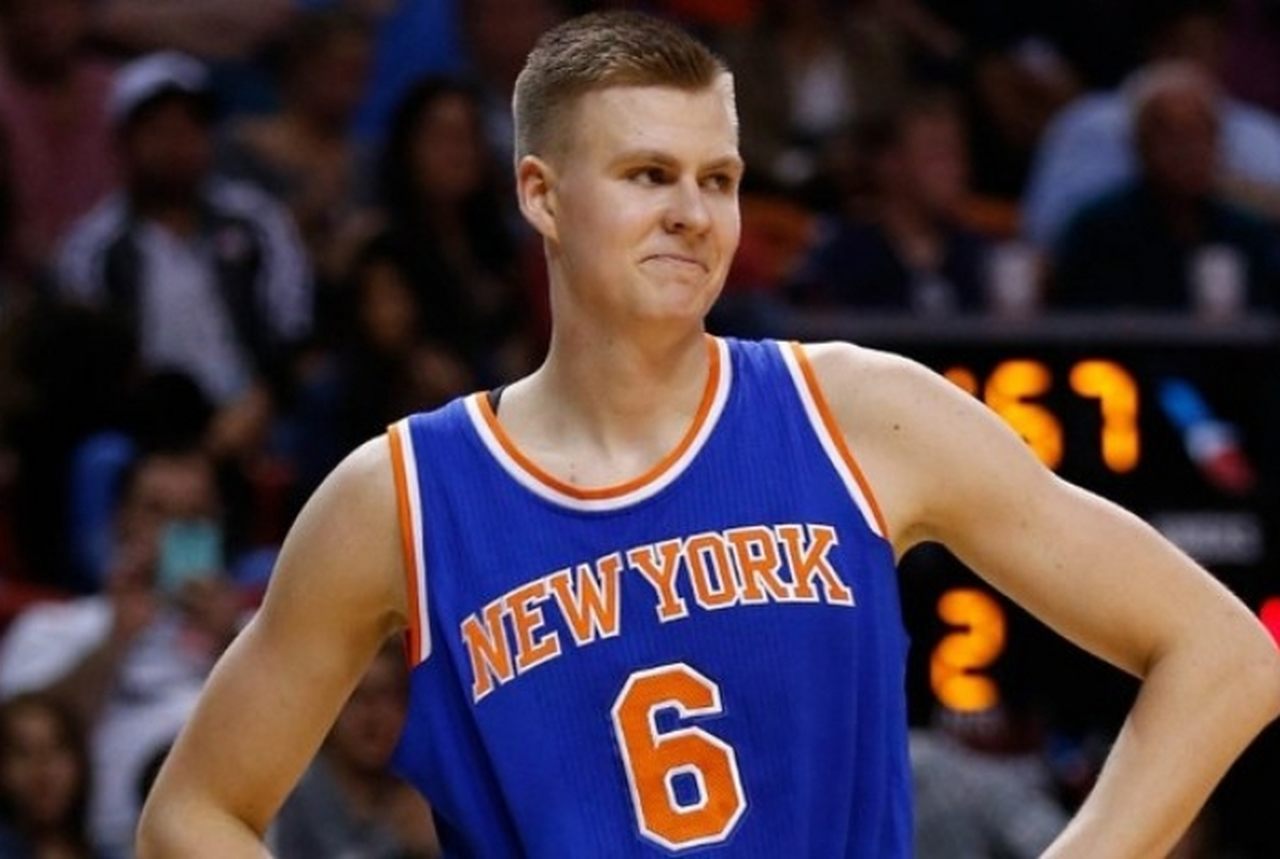 1° New York Knicks: 24 vitórias + 32 derrotas = 56 jogos