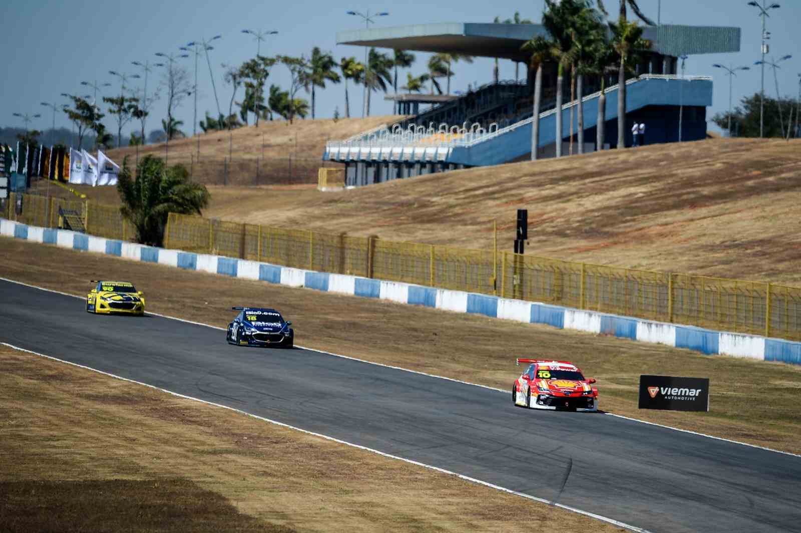 Zonta conquistou a primeira vitória da Toyota na Stock Car em 2020