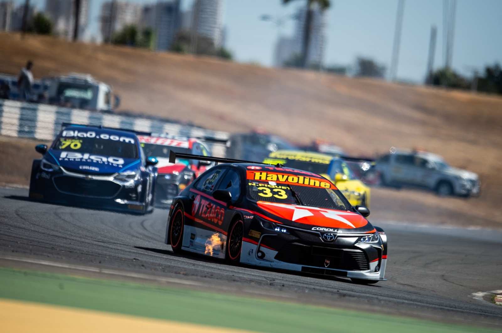 Ele se recuperou de uma fraca corrida 1 e contou com a entrada do Safety Car