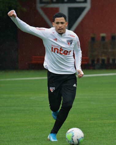 Luciano, estreante e autor do tento do empate contra o Bahia.