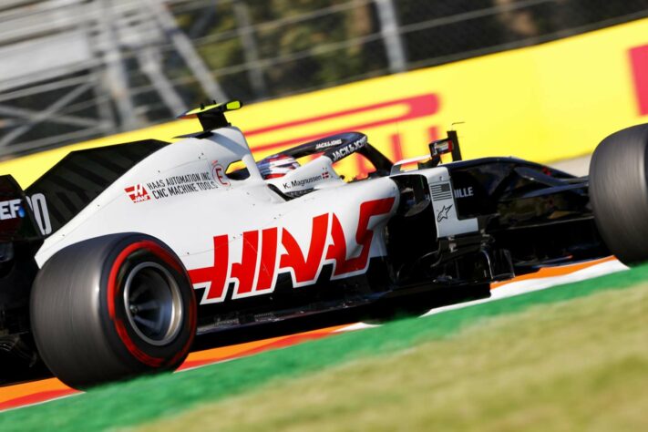 Kevin Magnussen conseguiu colocar o carro #20 na segunda parte do treino