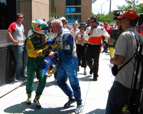 Paul Tracy era conhecido como uma figura complicada nos tempos de Champ Car. Um dos exemplos é a briga com Alex Tagliani após um acidente na etapa de San Jose, em 2006