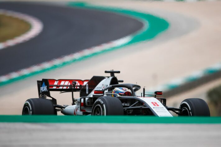 Romain Grosjean chegou a ser punido no GP de Portugal e ficou apenas em 16º