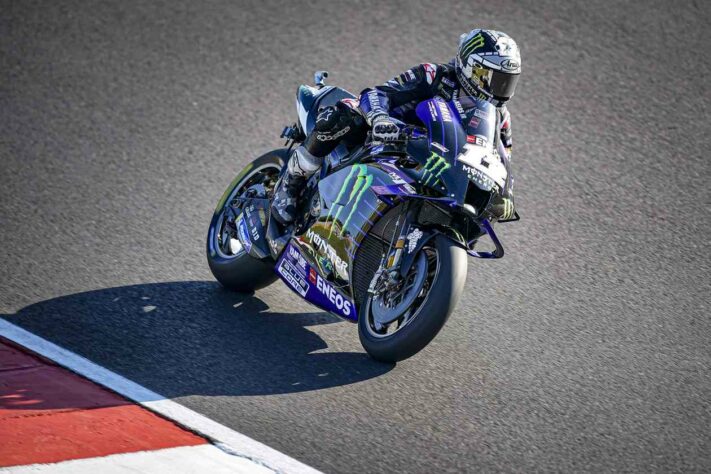 Maverick Viñales larga em oitavo em Portugal