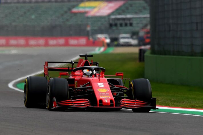 Sebastian Vettel teve mais uma corrida dura e terminou apenas em 12º