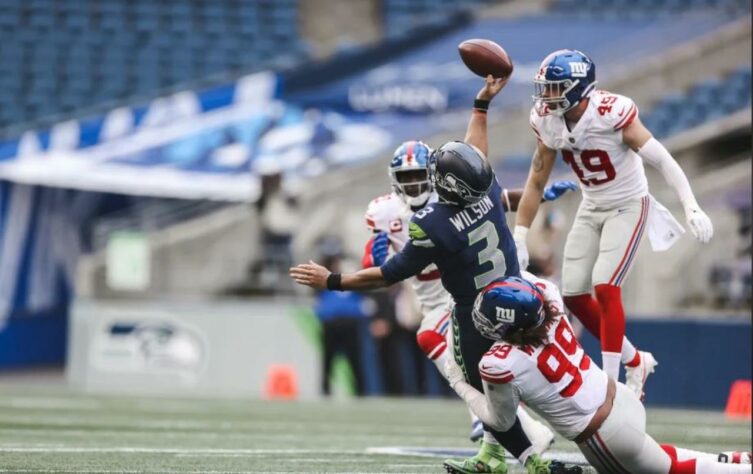 19º New York Giants (5-7) - A defesa vai carregando o time a voos mais altos que nem o mais otimista torcedor esperava.