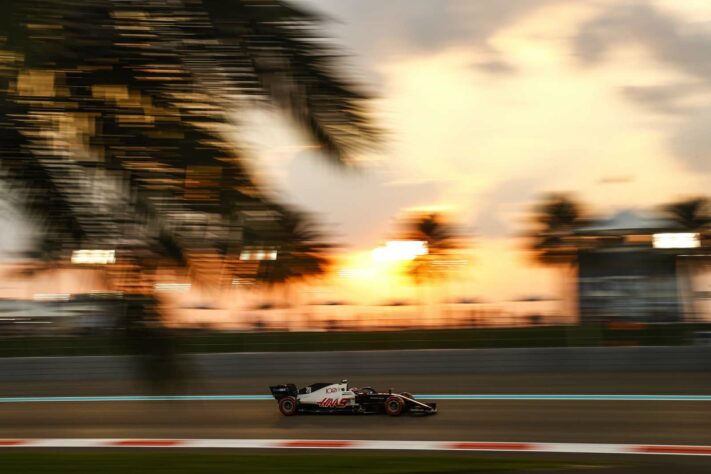 Kevin Magnussen em sua despedida da Haas.