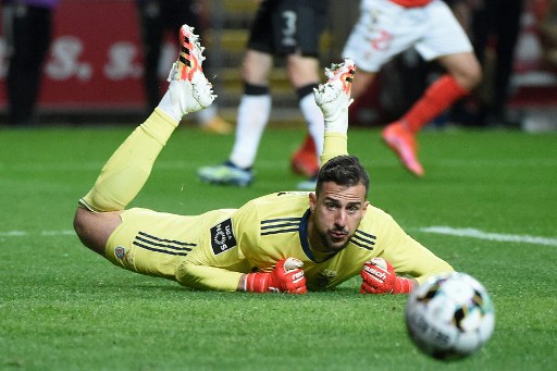 MANDOU BEM - Helton Leite saiu sem sofrer gols na vitória do Benfica sobre o Braga e fez três defesas